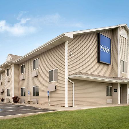 ทราเวลลอดจ์ มิสซูรี วัลเลย์ Hotel Missouri Valley ภายนอก รูปภาพ